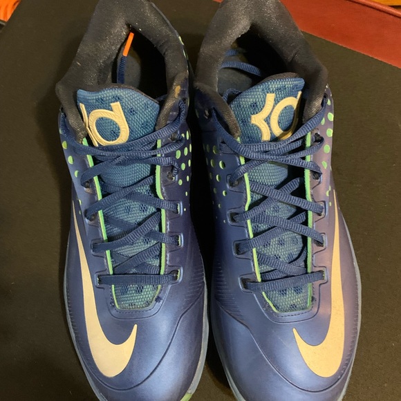 Shoes - Picture 7 of 7